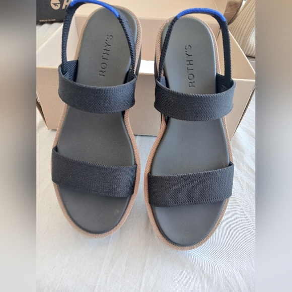 Rothy's Shoes - PEPPER THE LIGHTWEIGHT SANDAL